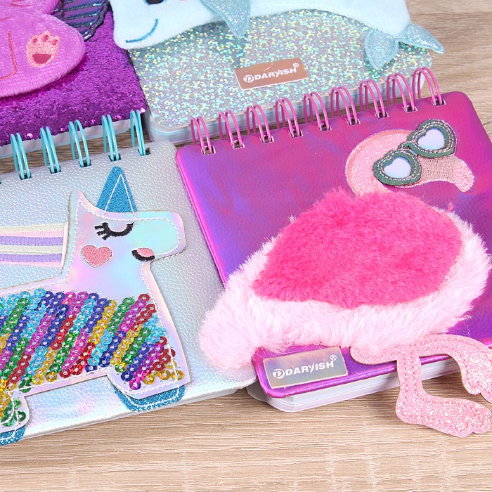 Блокнот 12,7*12,7см 150л на спирали ассорти