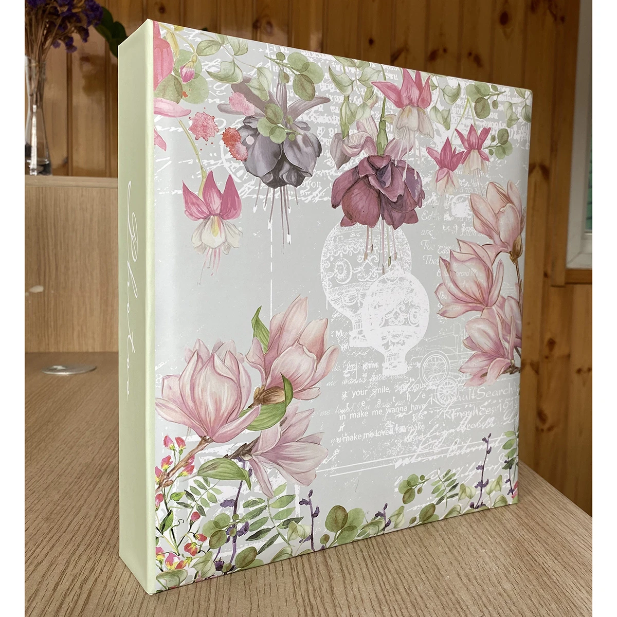 Фотоальбом 50 "магнитных" листов 23X28см, переплет 3-кольца Фотоальбом 50 "магнитных" листов 23X28см, переплет 3-кольца