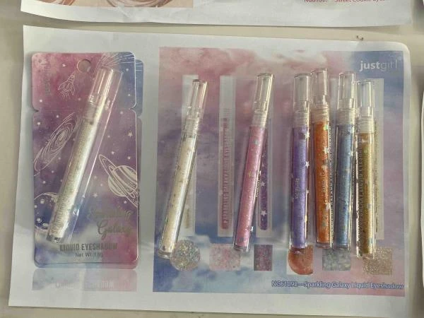 Жидкие тени для век цвет: СИНИЙ TIK TOK GIRL