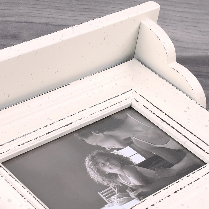 Фоторамка (с полкой) белая ретро для 3 фото 10*15см