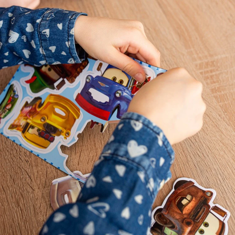 Магнитная игра "Тачки" Мэтр с маркировкой Disney/Pixar Магнитная игра "Тачки" Мэтр с маркировкой Disney/Pixar