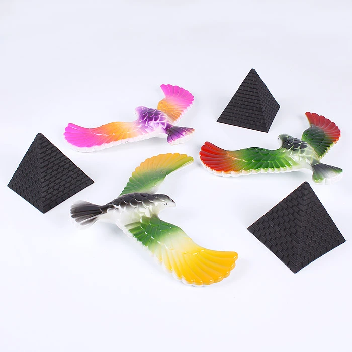 Сувенир-птица (балансирующая) Сувенир-птица (балансирующая)