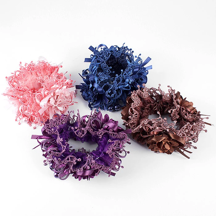 Резинка для волос декоративная объемная в ассортименте