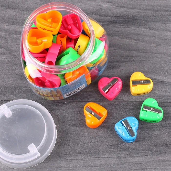 Точилка пластиковая "Darvish" ассорти в форме сердца Точилка пластиковая "Darvish" ассорти в форме сердца