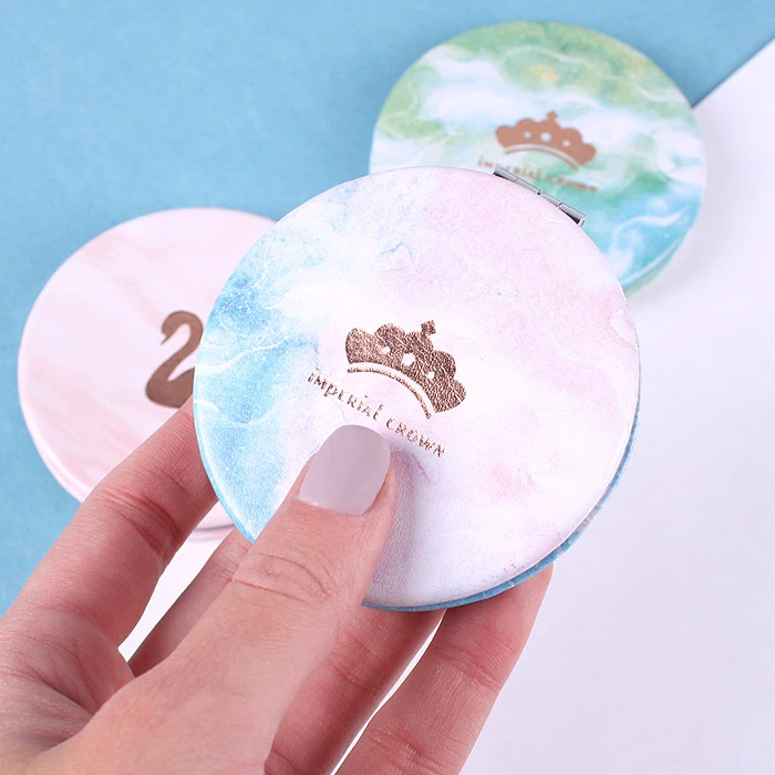 Зеркало складное круглое d-7см двойное на магните "Мрамор" ассорти Зеркало складное круглое d-7см двойное на магните "Мрамор" ассорти