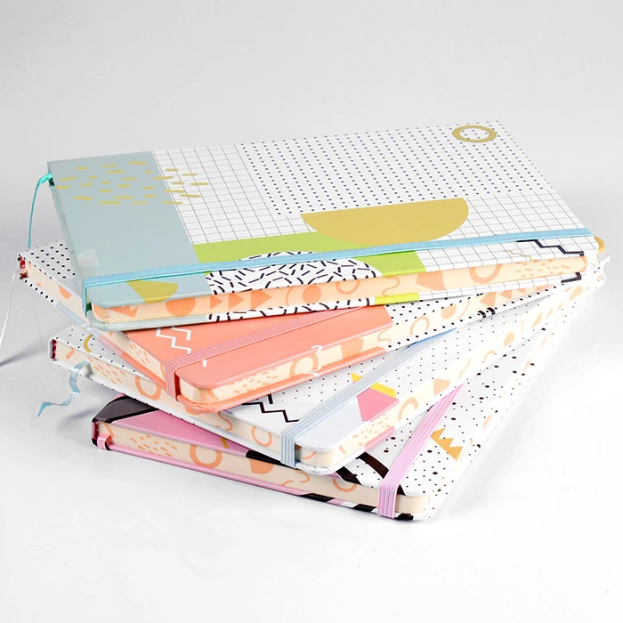 Блокнот 14*21см 80л в линейку на резинке ассорти