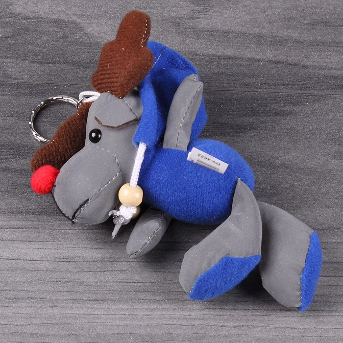 Светоотражающий брелок-игрушка лось Светоотражающий брелок-игрушка лось