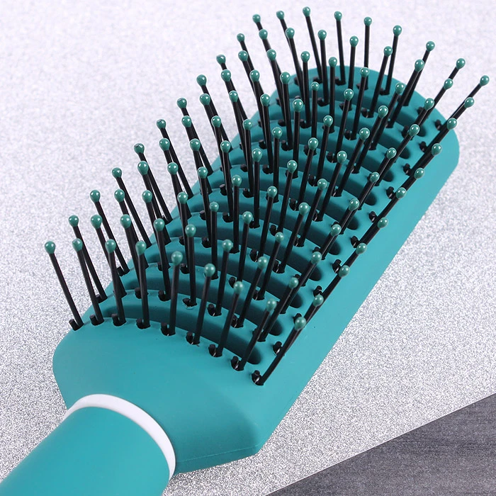 Расческа массажная прямоугольная пластиковая бирюзовая Расческа массажная прямоугольная пластиковая бирюзовая