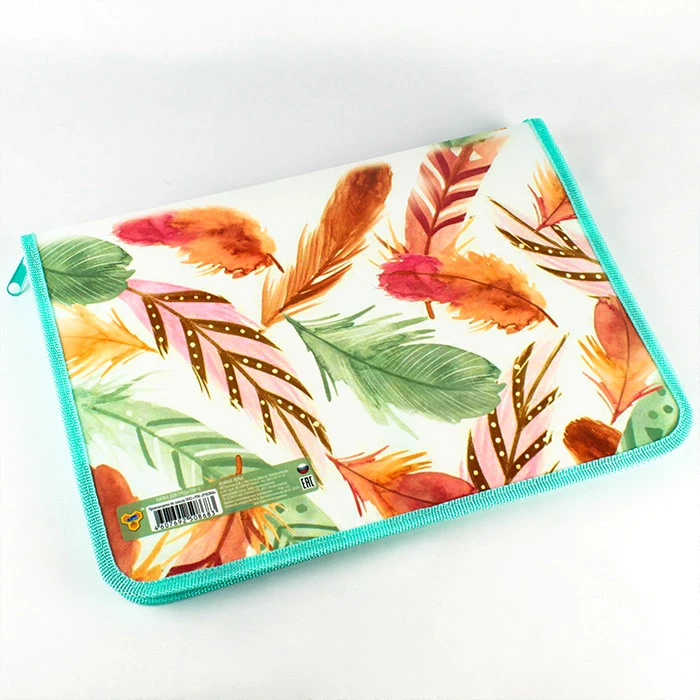 Папка для труда А4 на молнии Нежные перья