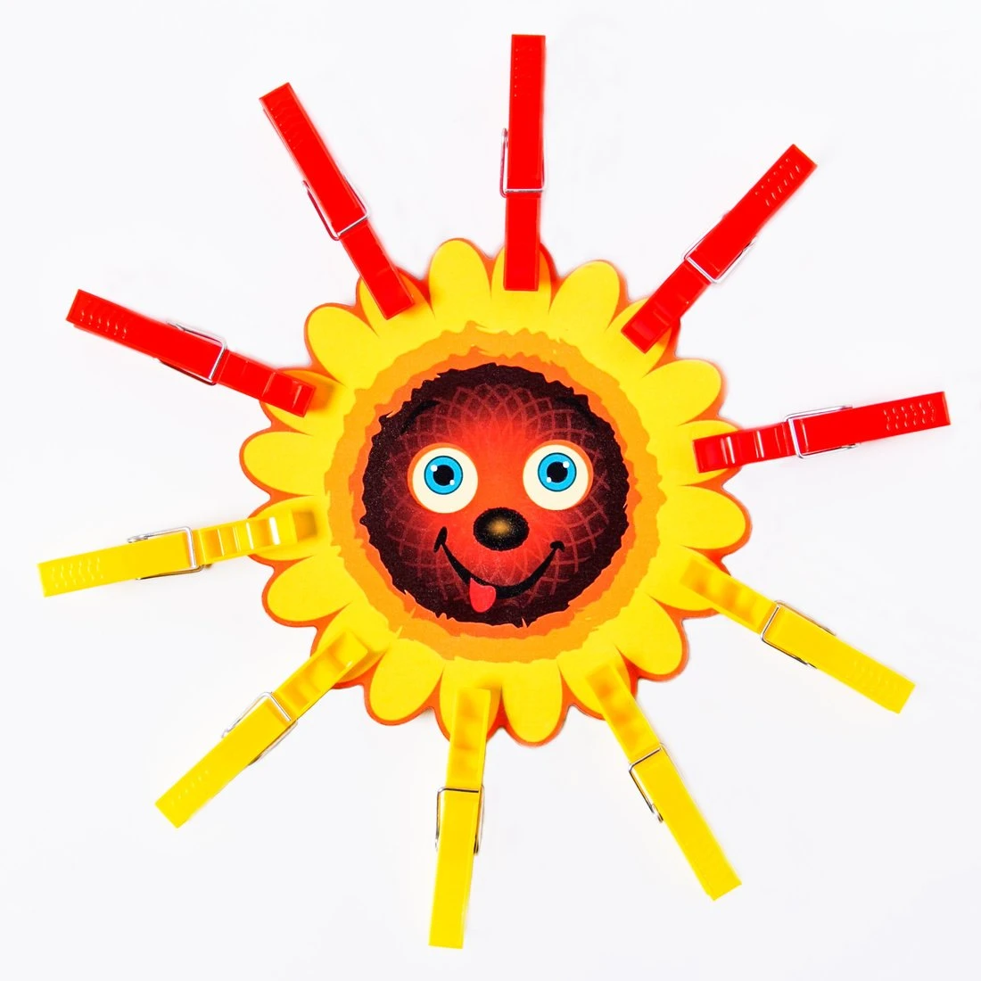 Игры с прищепками "Веселый огород" Игры с прищепками "Веселый огород"