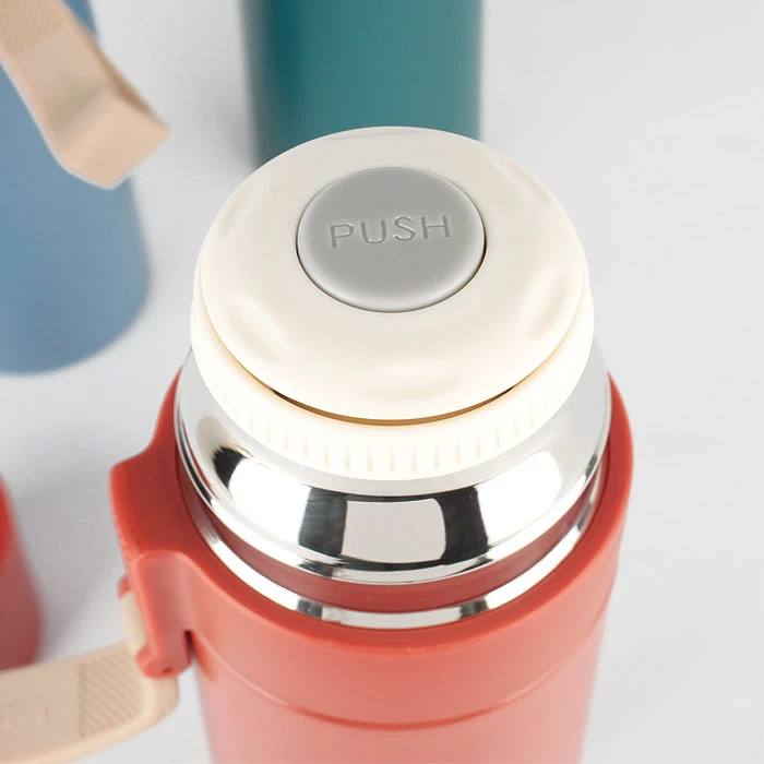 Бутылка (термос) для воды (500 мл)