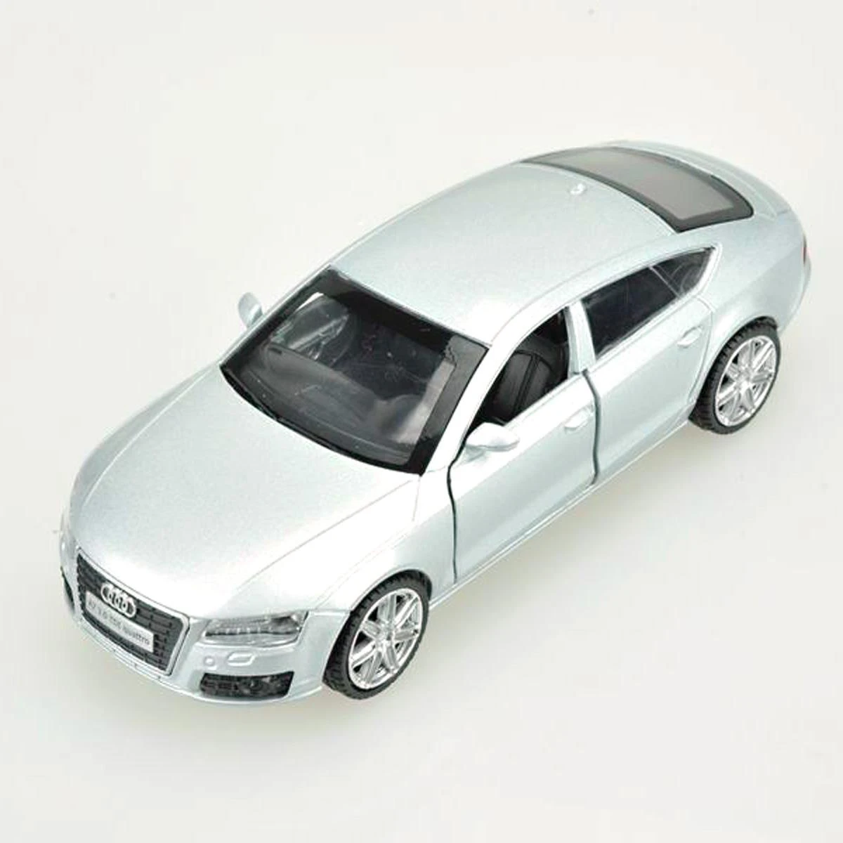 Машина металлическая 1:43 Audi A7. Дв.Откр., цв.сереб., инерц. 58003 Машина металлическая 1:43 Audi A7. Дв.Откр., цв.сереб., инерц. 58003
