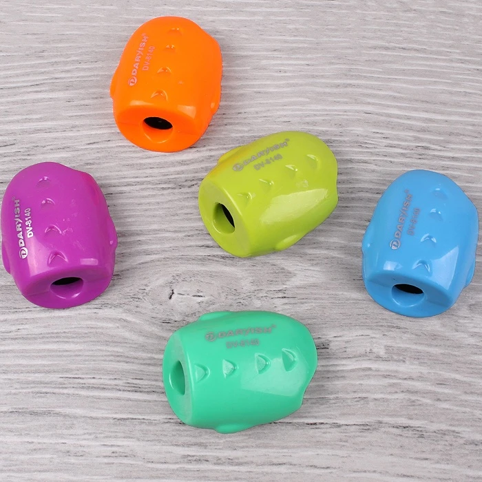 Точилка пластиковая "Darvish" ассорти, в пластиковой банке Точилка пластиковая "Darvish" ассорти, в пластиковой банке