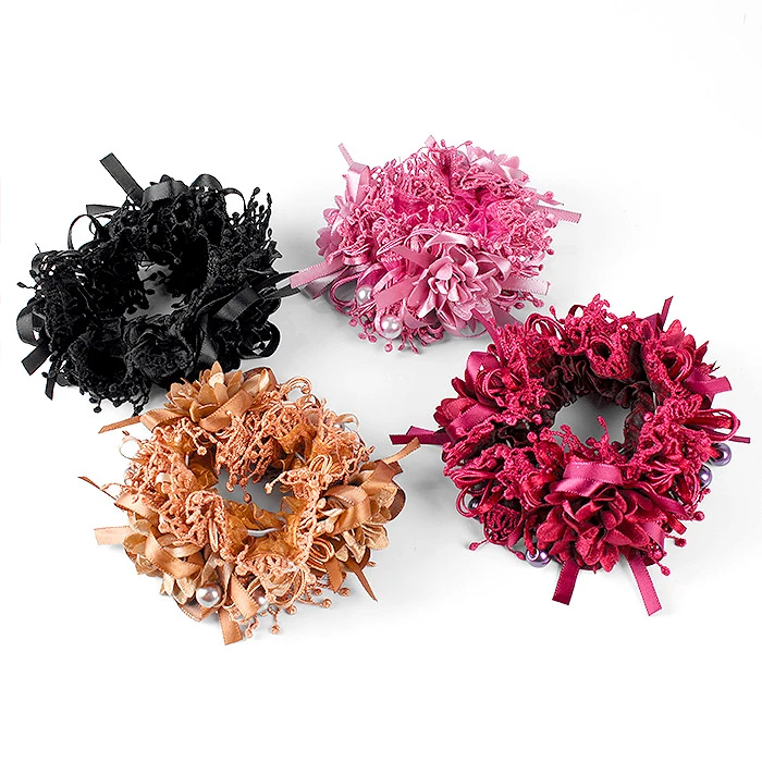 Резинка для волос декоративная объемная в ассортименте