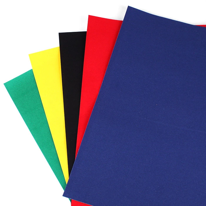 Бумага цветная бархатная А4 5л. 5цв. "Смелый пилот" в папке Бумага цветная бархатная А4 5л. 5цв. "Смелый пилот" в папке